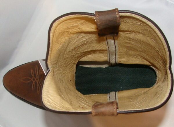 The inside of a "Denver" Mens 10.5 WIDE Brown leather Cowboy boot.