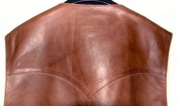 The back of a Mens Scully Lambskin Leather Traditional Antique Western Vest.