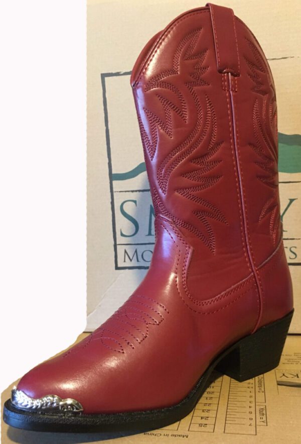 SIZE 3 KIDS Maroon red boot tip Child cowboy boots on a box.