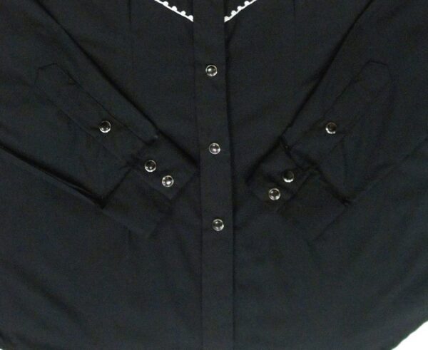 A Chain Embroidered Womens Retro Black Western Shirt with white stitching on the cuffs.