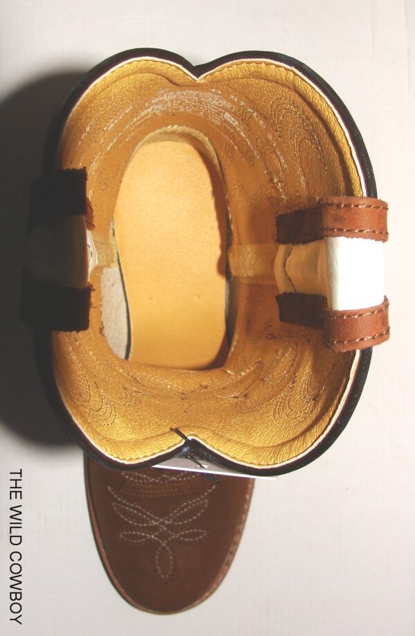 The inside of a size 8.5 "Green Showdown" Distressed womens cowboy boot.