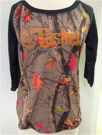 A mannequin wearing a Young Miss HotLeaf Camo Western Cashel logo T-Shirt.