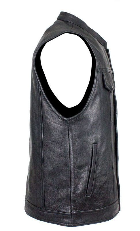 A Men's Cowhide Leather Black Zipper vest with Gun Pocket on a white background.