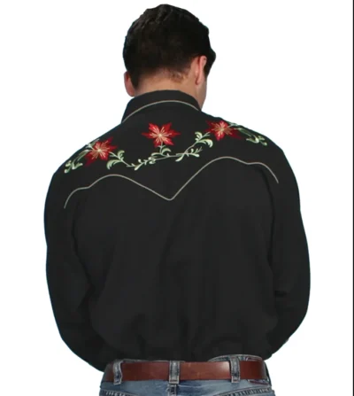 The back of a man wearing a "Christmas Poinsettia" Mens Scully Black Western Shirt.