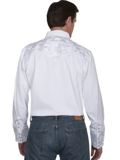 The back of a man wearing jeans and the Men's "Gunfighter Wedding" White western shirt by Scully.