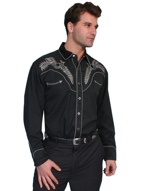 A man wearing a Scully Men's Boot Stitch Black Retro Western Shirt.
