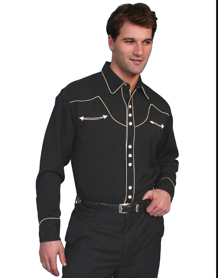 A man wearing a Scully Mens Black with Cream Pipe Western Shirt.