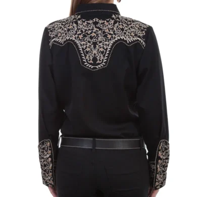 Scully Women's Ivy Embroidered black pearl snap Western Shirt.