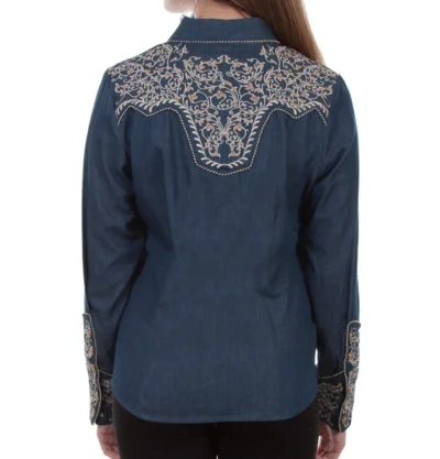 Scully Women's Ivy Embroidered blue denim pearl snap Western Shirt.