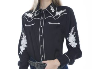 A woman wearing a Womens Scully White Periwinkle Black Western Shirt.