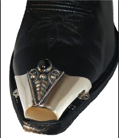 XL Black Onyx Silver Cowboy boot tips <li>Alpaca Silver</li> <li>Onyx stone</li> <li>snip or X toe</li> <li>XL Tips</li> •