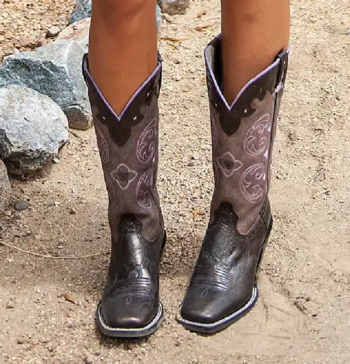 Woman's cowboy Boots