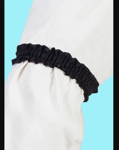 Scully Rangewear Black Sleeve Garter <ul> <li>Kentucky garter</li> <li>100% polyester</li> <li>Sold in pairs</li> </ul> •